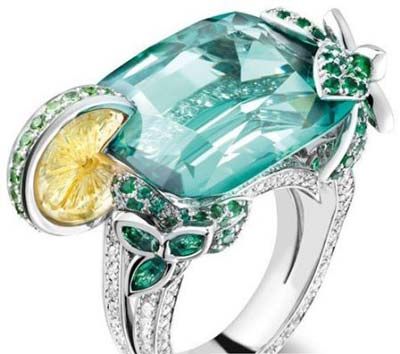 PiagetֳָƷ        uβʽʽ˃Ac(din)DƬM(jn)һ(y)