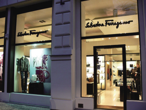 Salvatore FerragamoݳƷƷ_ʼ֔(jn)(du)Ї