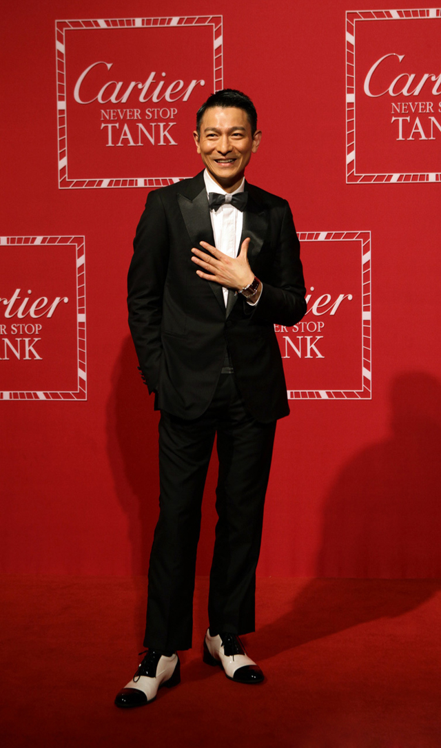 ؁ Cartier ϺeСNever Stop TankTank֮ҹʢɌ(du)ӰĪݿؐ(Monica Bellucci)ǄA 