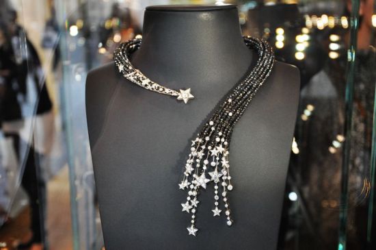 ΃o(j)“@ʯ錚ϵ”Bijoux de Diamants(wn)80