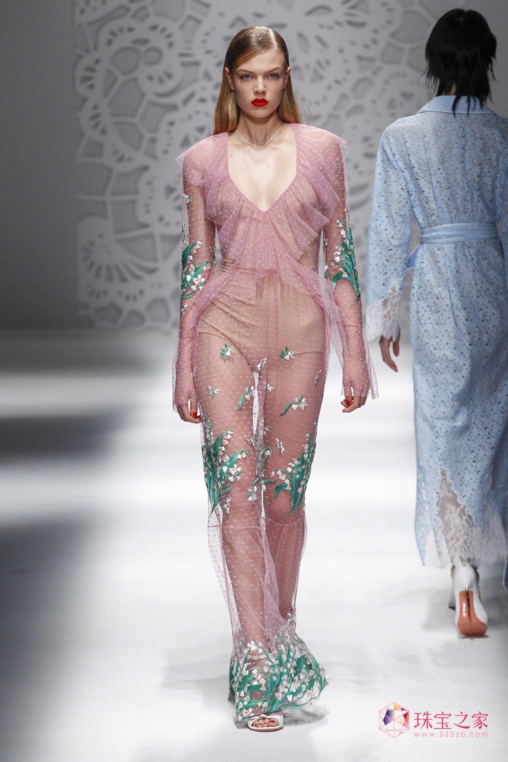 ԸBlumarine 2018ϵЕrb