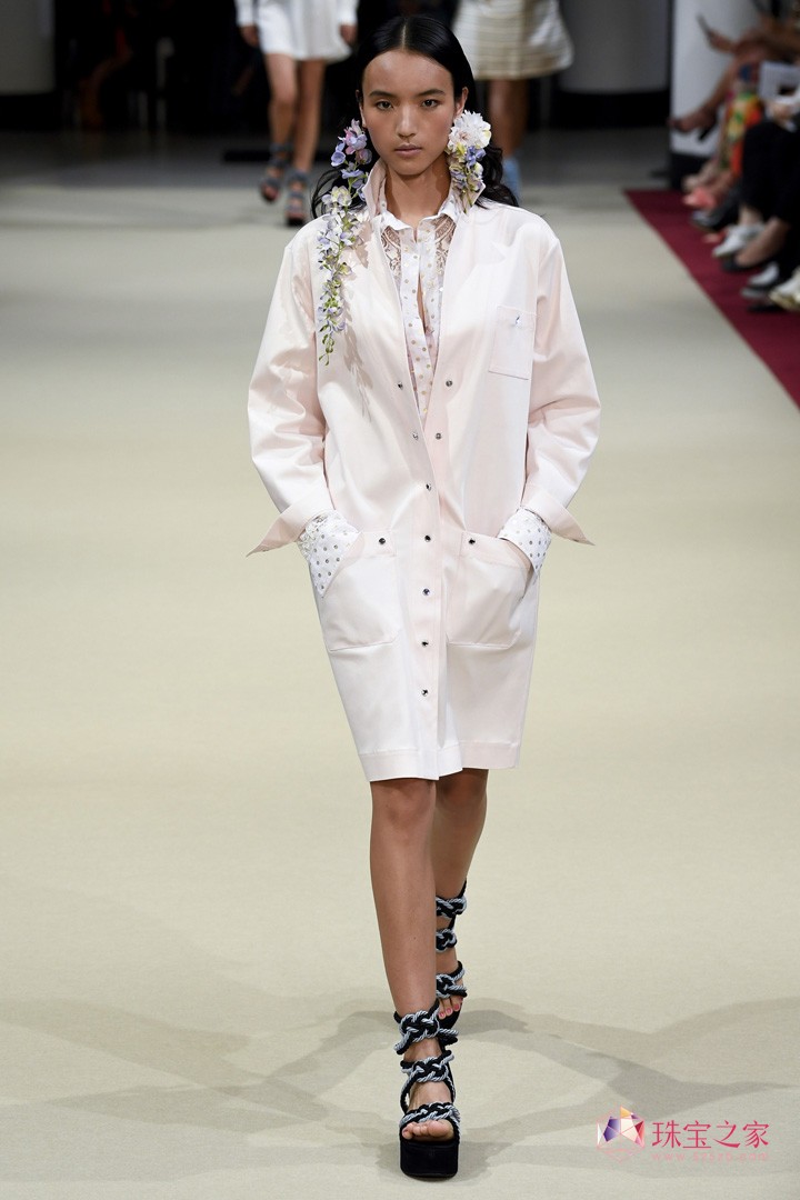 ֮߶ƷAlexis Mabille 2018ĕr(sh)b