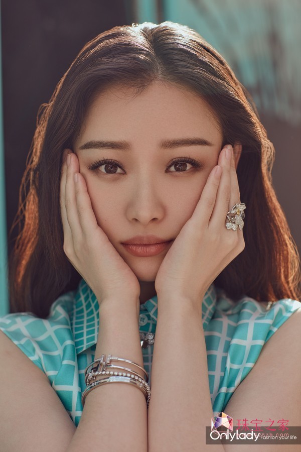 @仨׌16(g)ǞCallTiffany@ķŴˣ